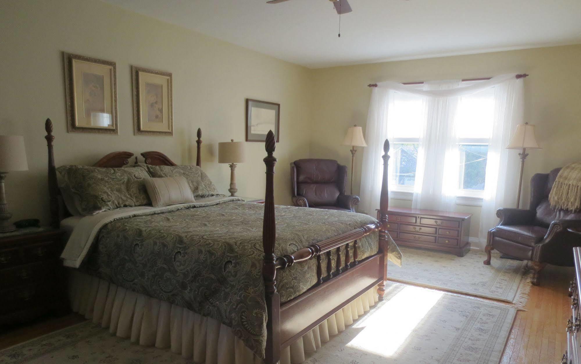 Robinsong Bed & Breakfast Thorold Exterior foto
